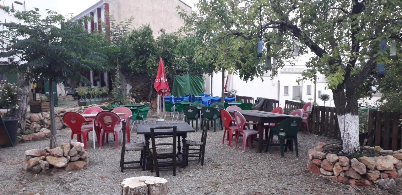Casa Rural Entresierras Beires Екстер'єр фото